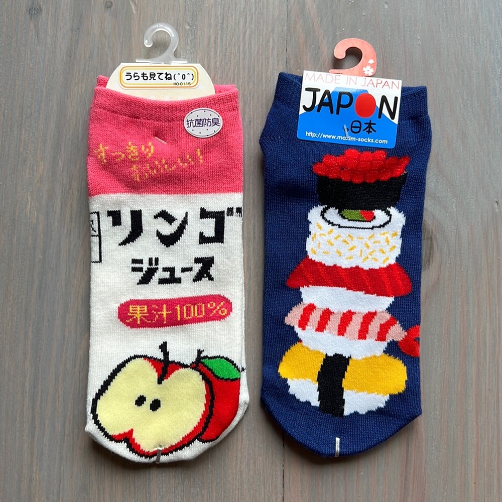 Set of 2 ankle socks from Japan.